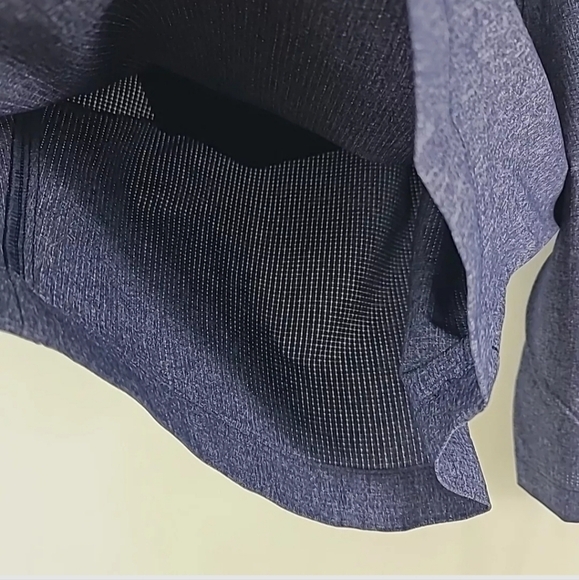 NEW UNDER ARMOUR Men's Size 40 Golf Vented Shorts Blue 10" Inseam 4 Stretch - Picture 6 of 6